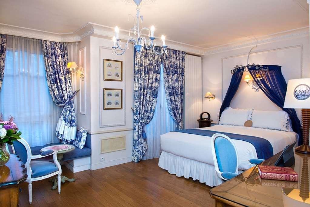 Gavarni Paris Room photo